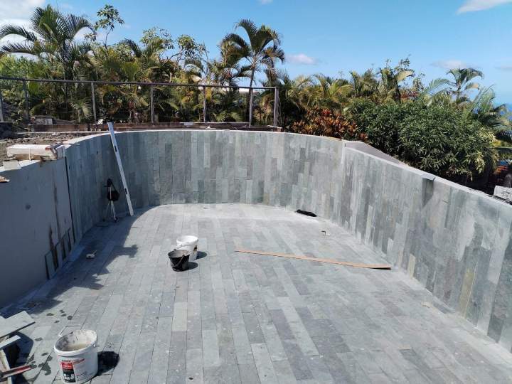 Travaux rénovation piscine en cours La Réunion